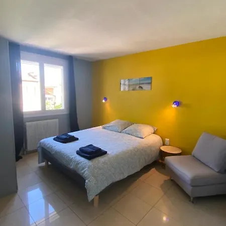 Lägenhet L'albertini-appartement Elegant Avec Terrasse-parking Gratuit-