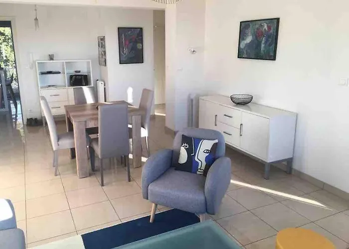 Διαμέρισμα L'albertini-appartement Elegant Avec Terrasse-parking Gratuit-