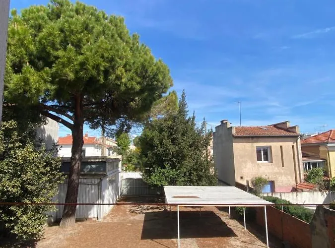 L'albertini-appartement Elegant Avec Terrasse-parking Gratuit- Apartamento